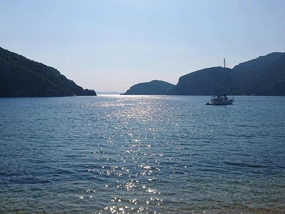 Widok z zewnątrz na balkon apartamentu Seaside